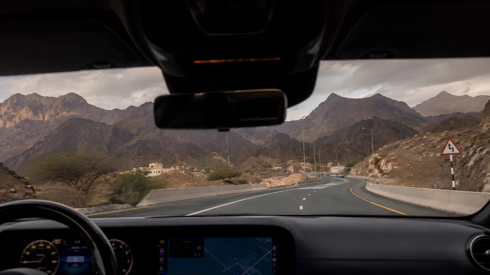 Dubai scenic drive skyline